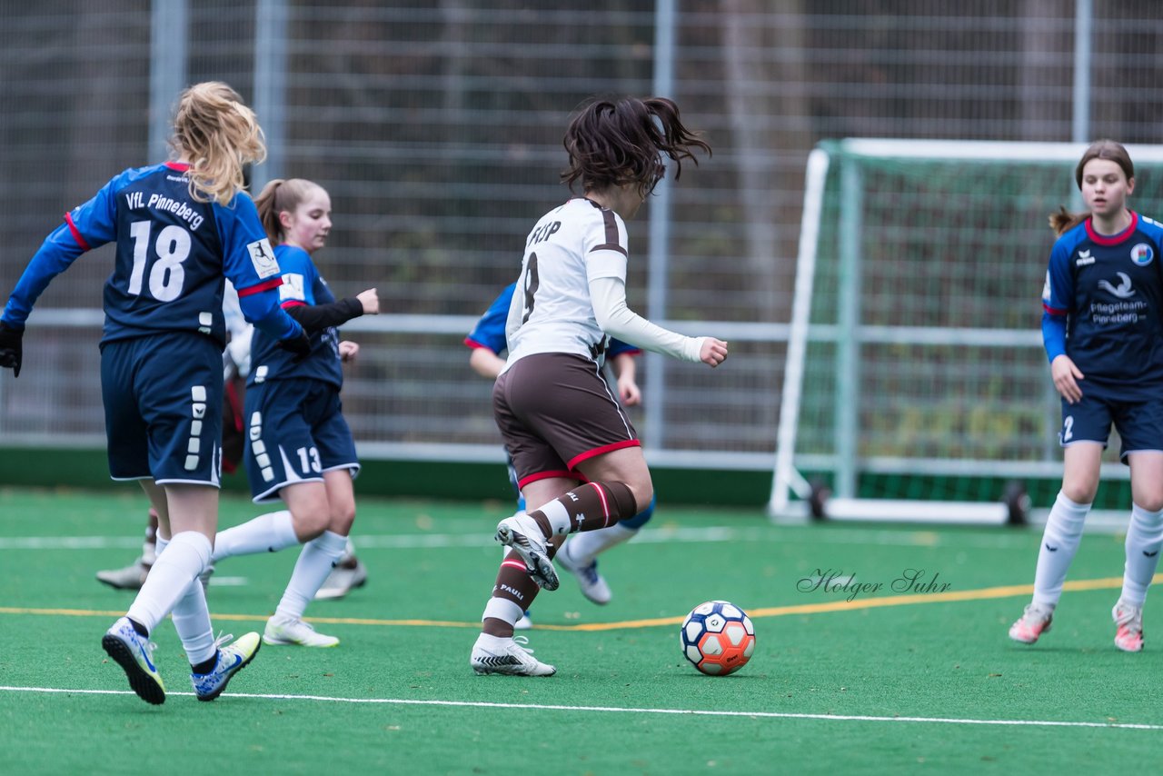 Bild 120 - wBJ VfL Pinneberg - St. Pauli : Ergebnis: 7:0 (Abbruch)